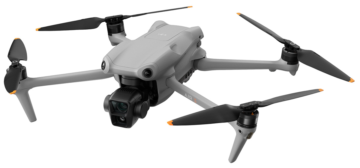 Квадрокоптер DJI Air 3 Fly More Combo (пульт DJI RC 2)